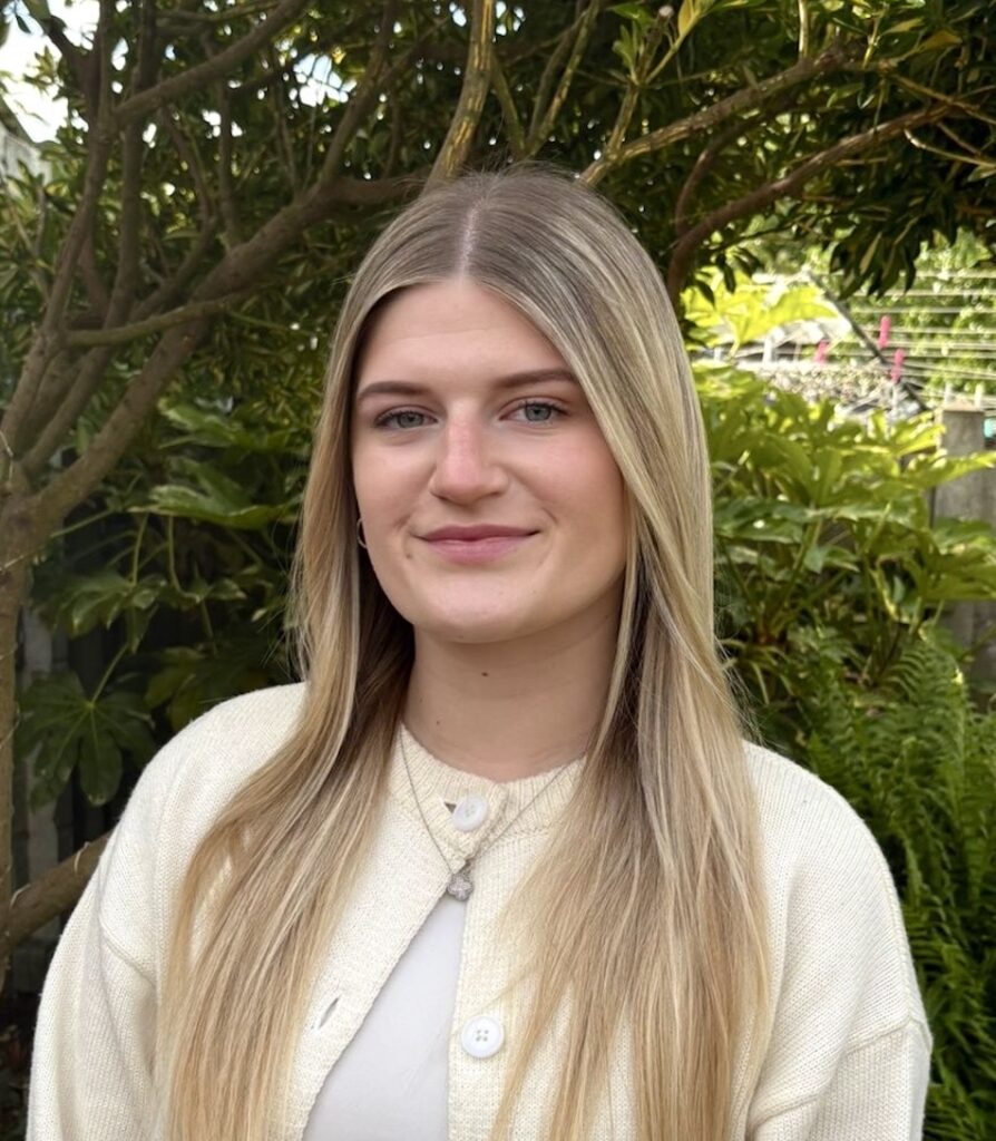 Screenshot Photo of Zoe, Office Manager at Lakeshore Care